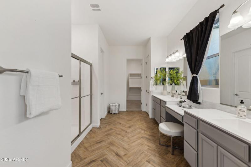 24-web-or-mls-19231-w-missouri-ave