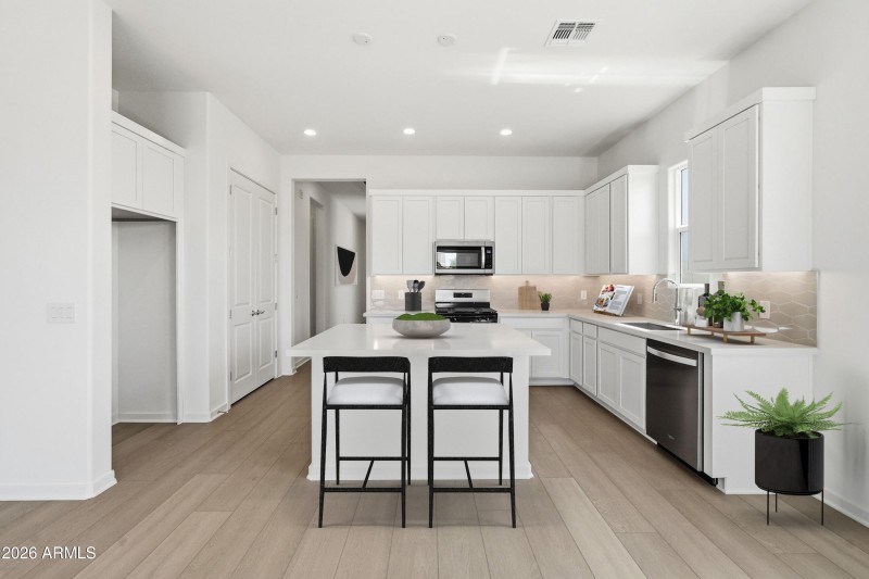 Beacon in Estrella_Chapin_66_KITCHEN