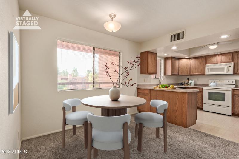 Staging dining