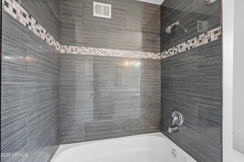 Guest Shower
