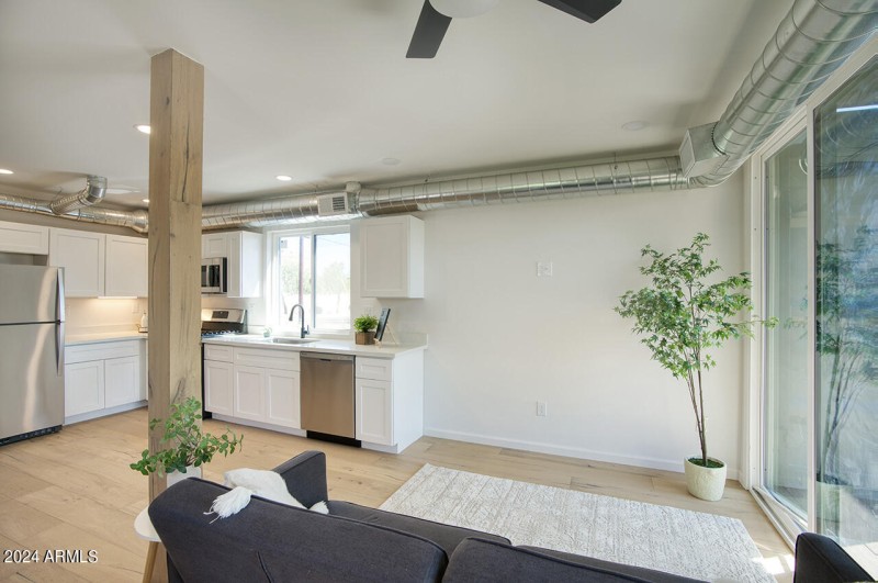 16th_ave_08