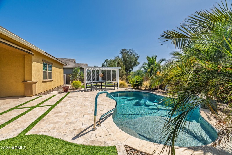5-web-or-mls-18926 N Arbor Dr-504
