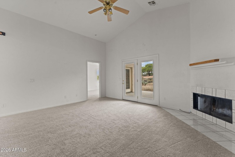 1847 Vista Dr