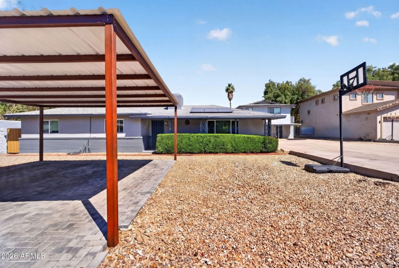 Front Yard & Carport Space
