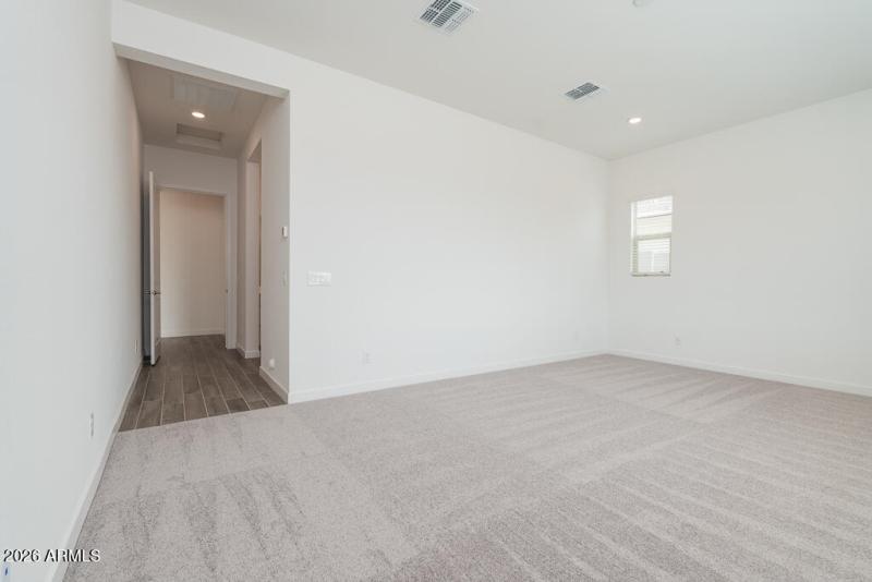 Tri Pointe Abel Ranch 390 - Primary Suit