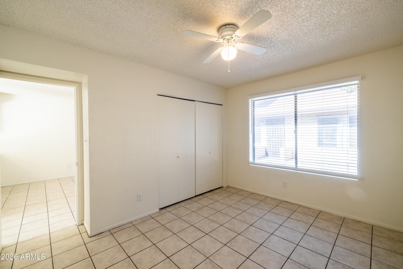 2440 E Waltann Ln - Derek - 4.15.26-2