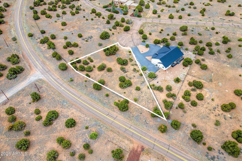 8456 W YUCCA PL 63, Show Low, AZ