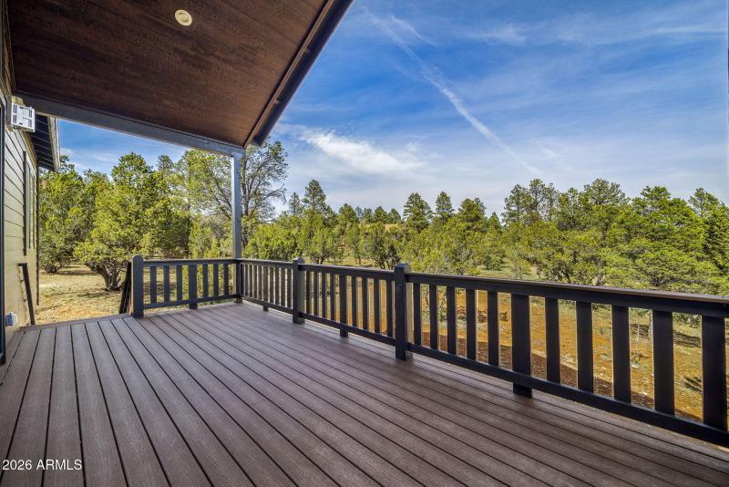 2759PantherCir-Overgaard-AZ-31