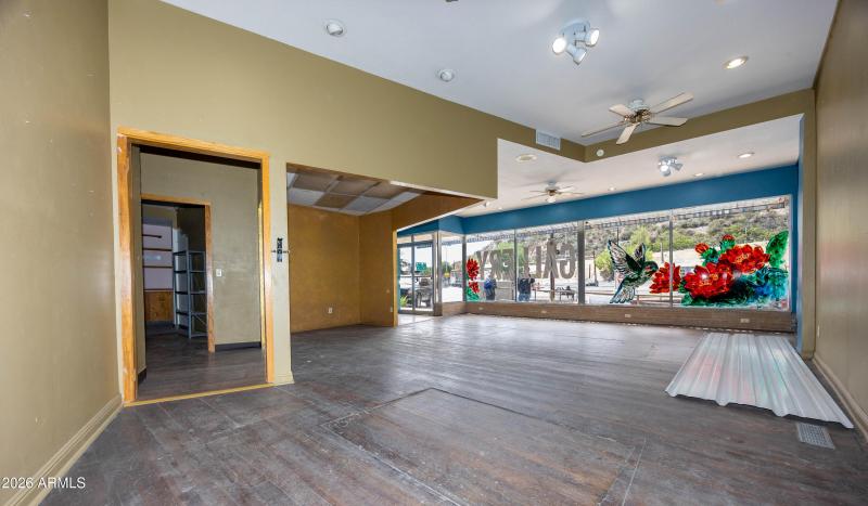 Large Display Windows
