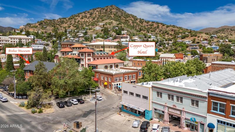 Minutes From Historic Landmarks