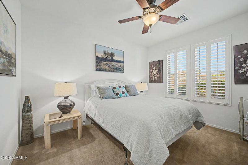 Guest bedroom