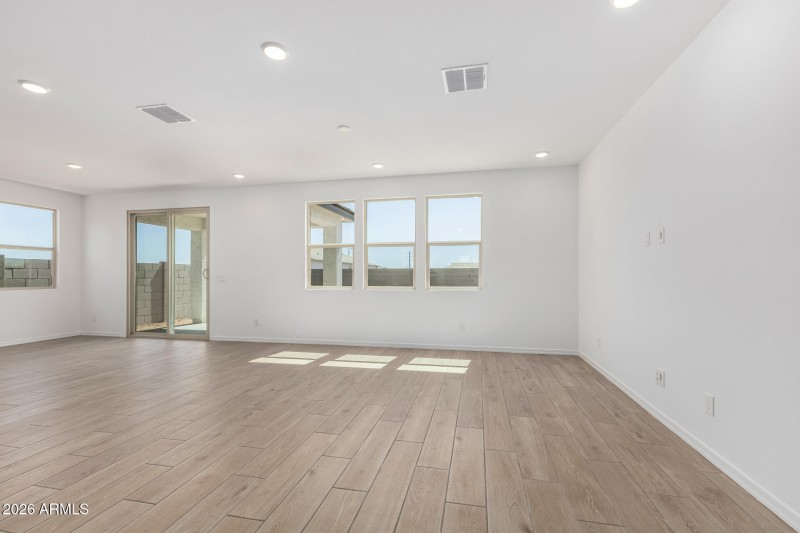 PHX_BVF_Lot 1091_Pearl_2353_Greatroom