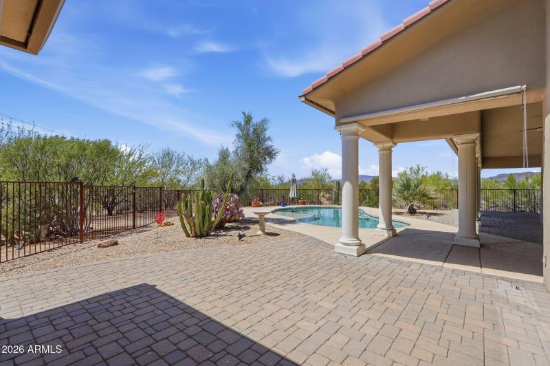 Expansive Covered Patio