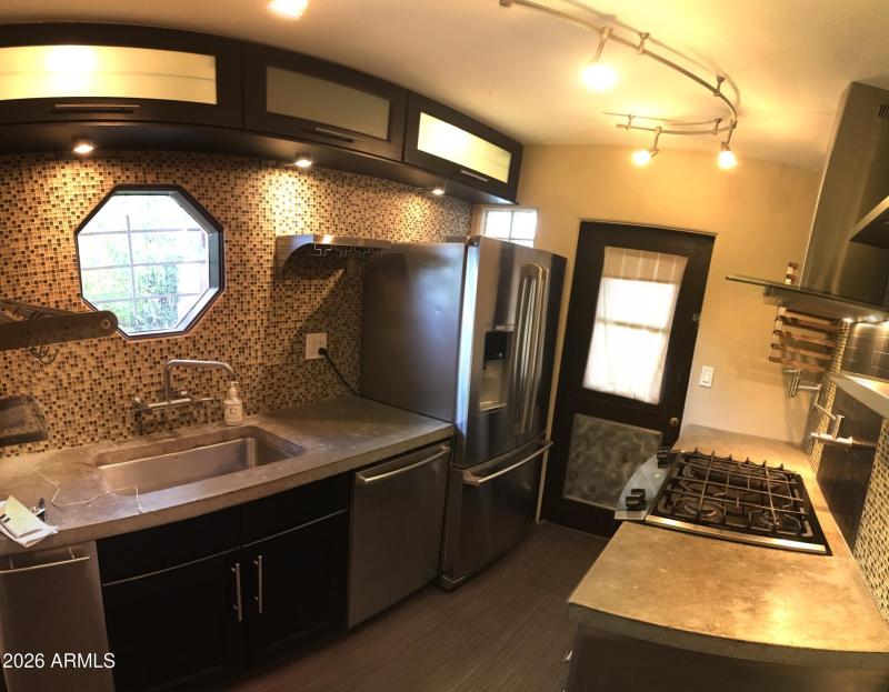 UNIT 1 KITCHEN