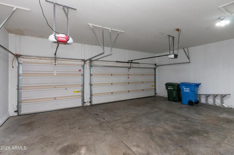 Blaine-3317 W Via Del Sol Dr-15