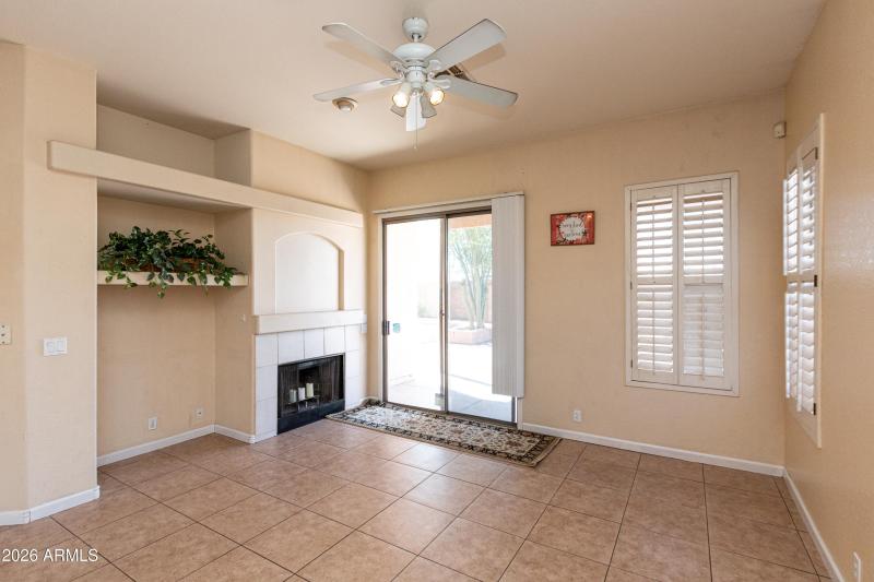 Blaine-3317 W Via Del Sol Dr-8