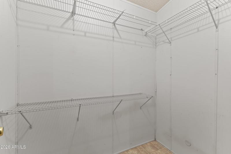 Walk in closet