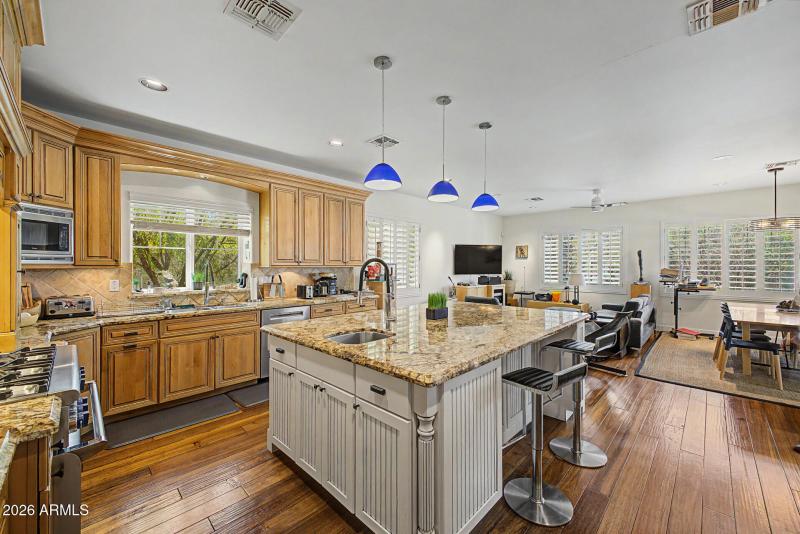 Open Kitchen & Living Layout