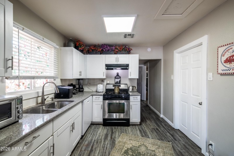 6739 N 61st Ave - Cody Leslie - 2026-6