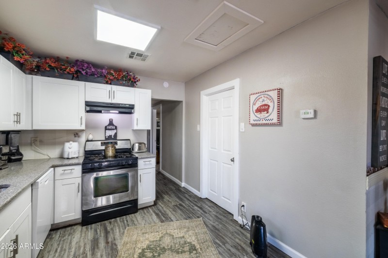 6739 N 61st Ave - Cody Leslie - 2026-7