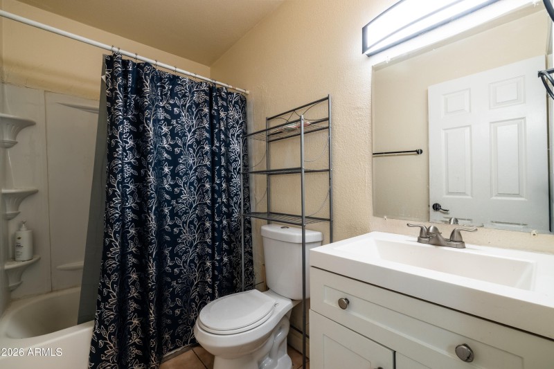6739 N 61st Ave - Cody Leslie - 2026-15