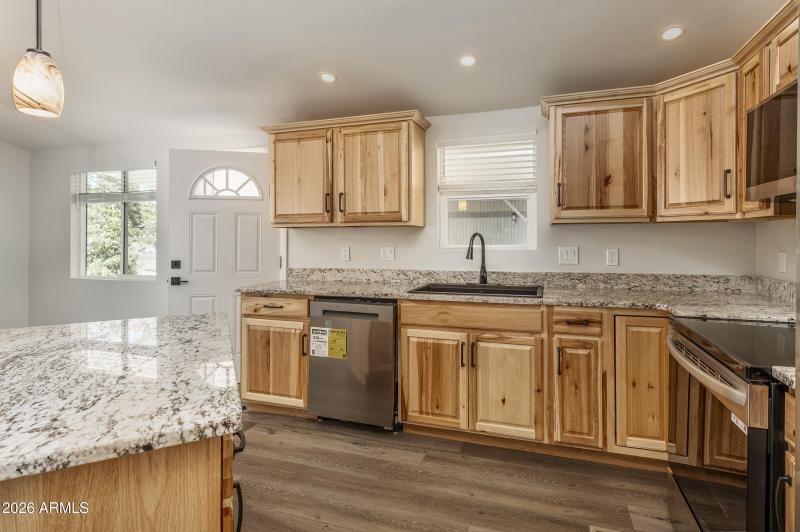 255 Oak 013