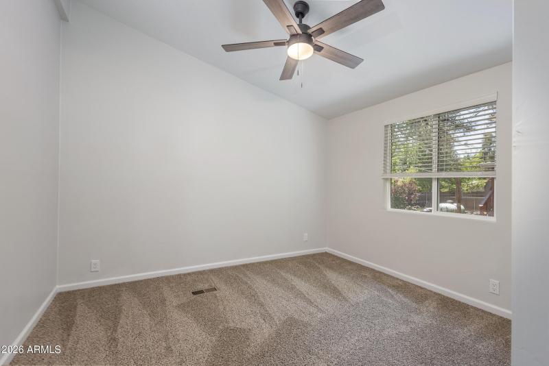 255 Oak 019