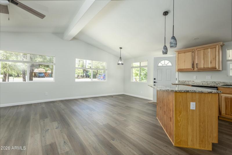 255 Oak 029