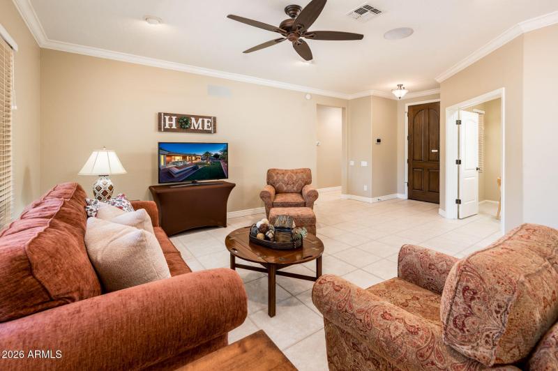 13668 W Figueroa - Interior - MLS-14