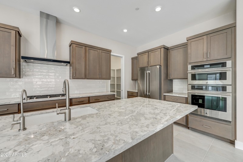 Trilogy_Ridgecrest_Savona_HS_29_kitch3