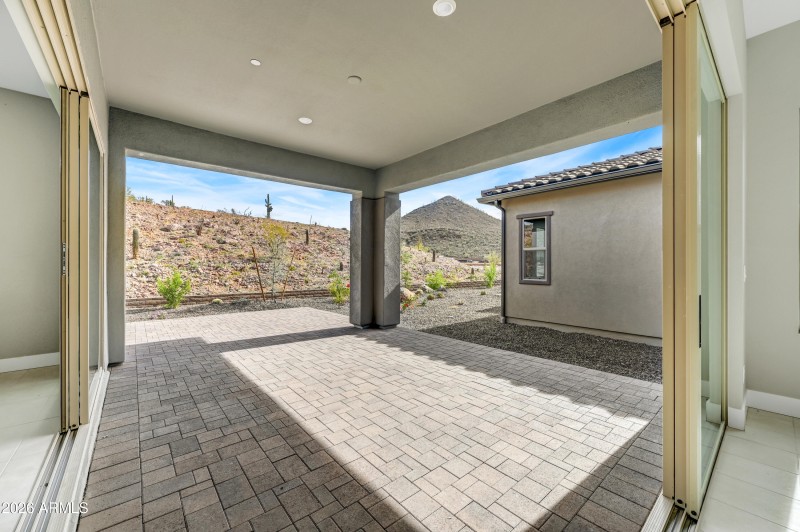 Trilogy_Ridgecrest_Savona_HS_29_patio