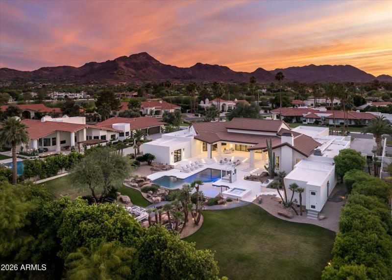 Paradise Valley Estate