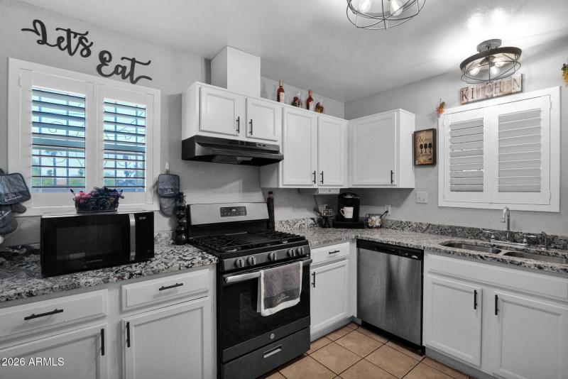 13-web-or-mls-P1647985