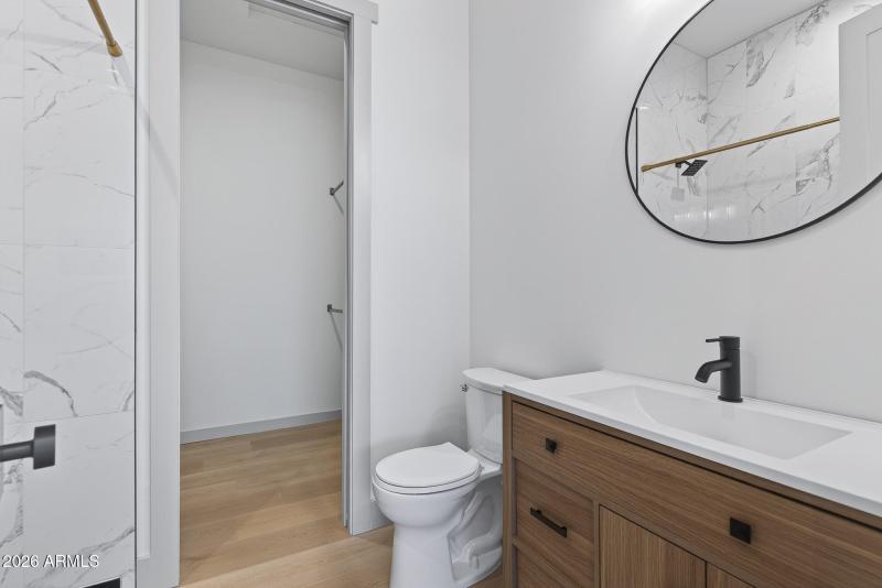34) BED 2 BATH