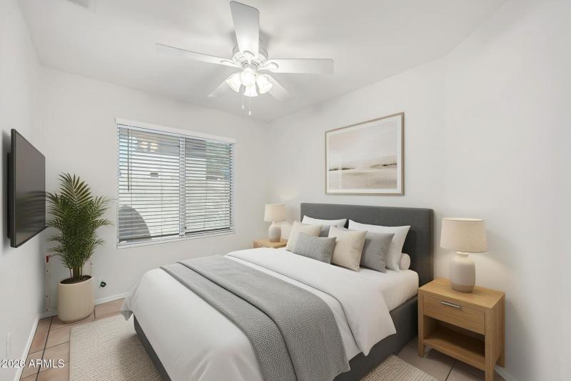 1284 W Kingbird Dr VS 4