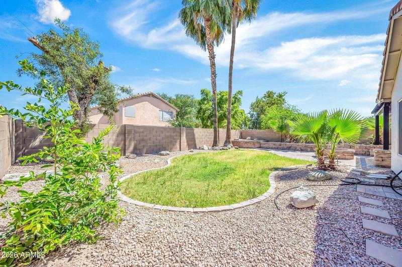 1284 W Kingbird Dr-29