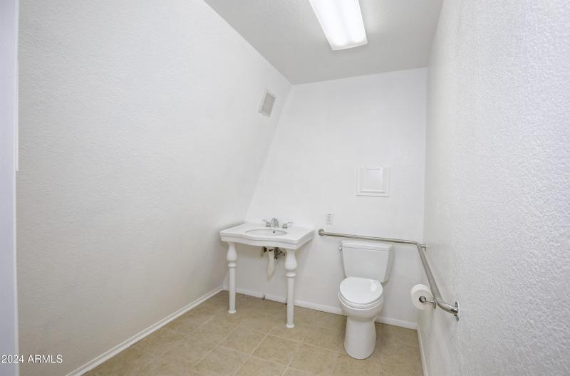 404 West Main (44)