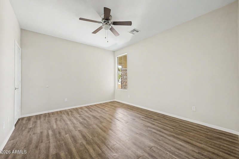 Garnet WAY - Bedroom 4