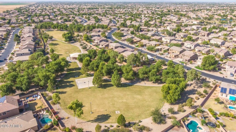 Garnet WAY- community