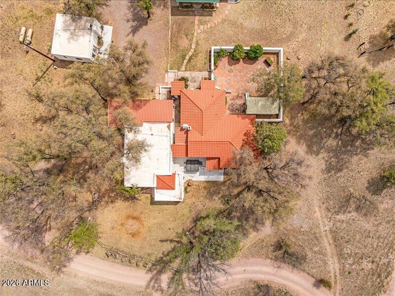 024-DJI_20260419085357_0083_D