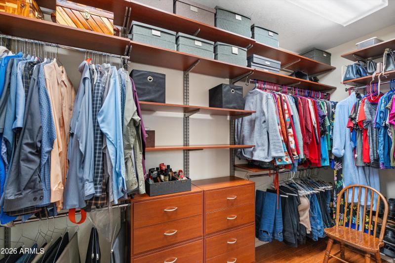 32-Primary Closet