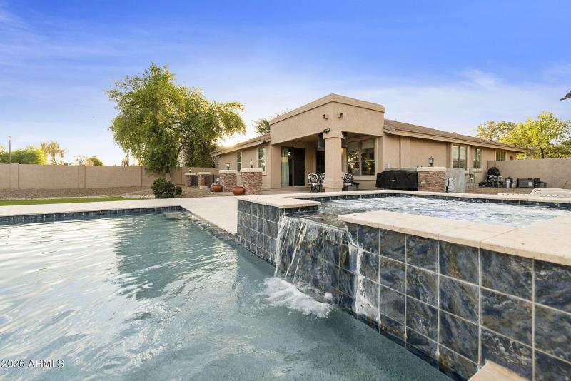 45-web-or-mls-DLB_7269