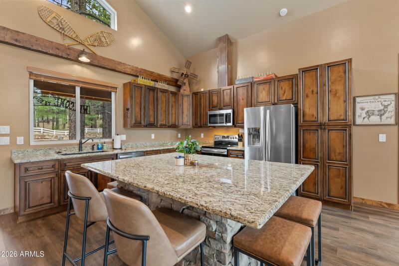 2175 S Eagle Creek Ln Williams Spring Re