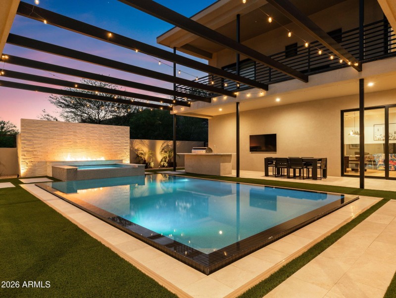 gold mtn pool