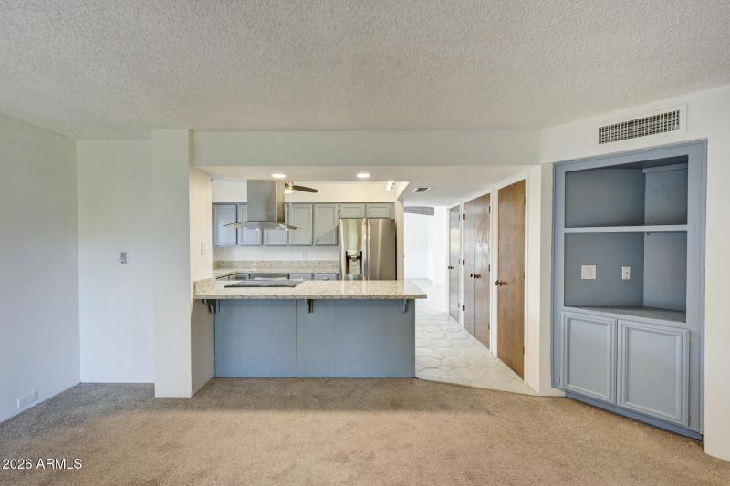 1001 E Becker Ln-14