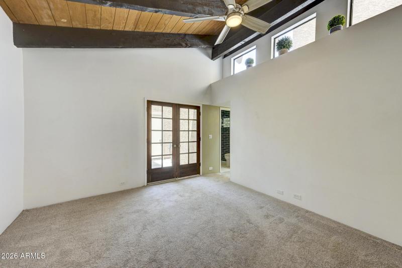 1001 E Becker Ln-23