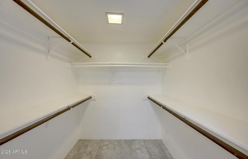 1001 E Becker Ln-30