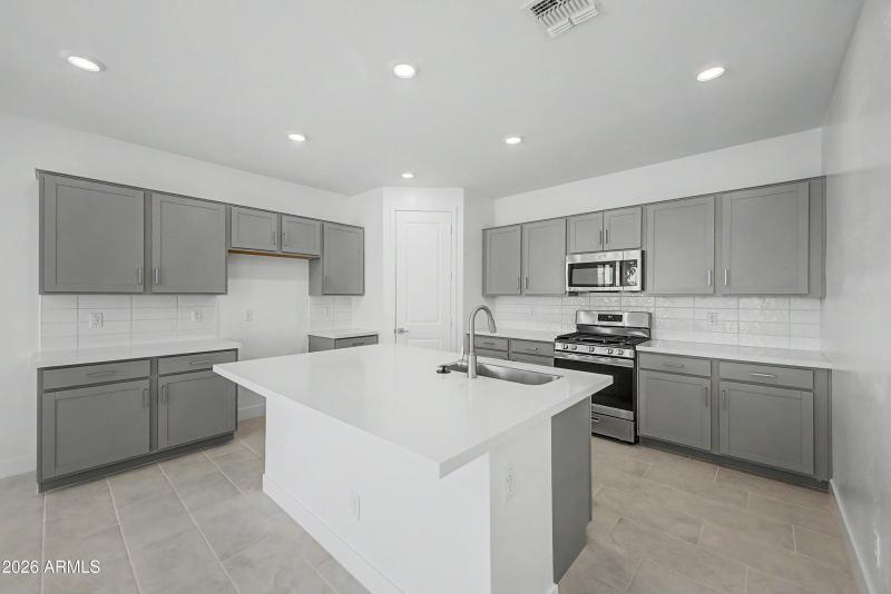 Kitchen 3