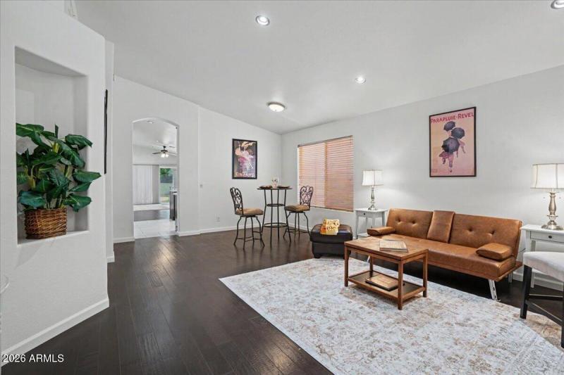 04-Living Room