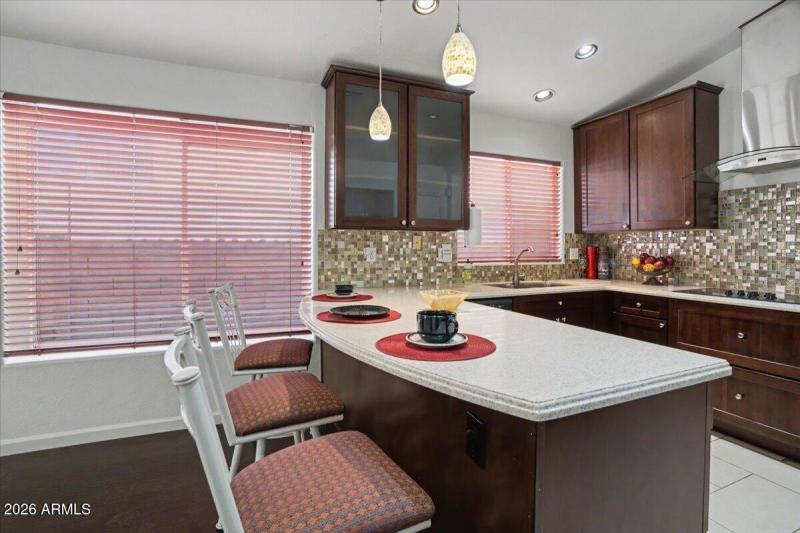 12-Breakfast Bar